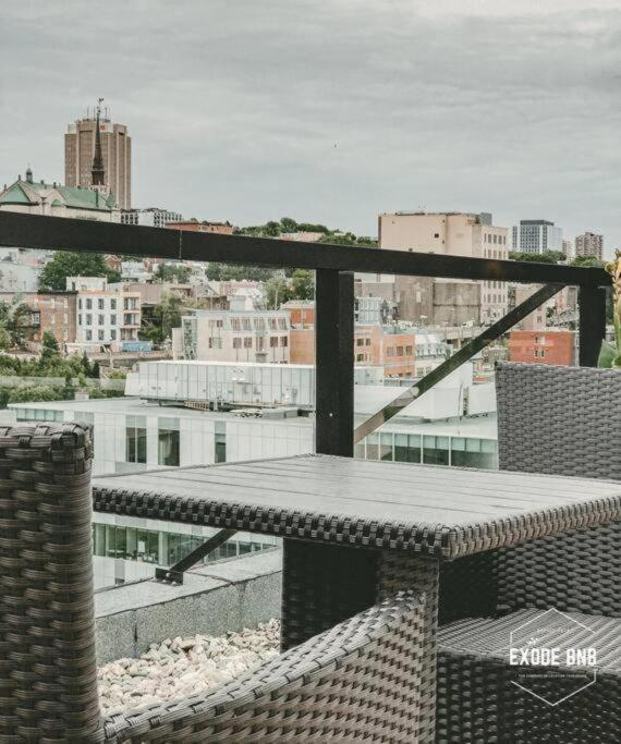 Quebec, Rustique Chic En Ville, Piscine Sur Le Toit Pour 2 A 6 Invites Exterior foto