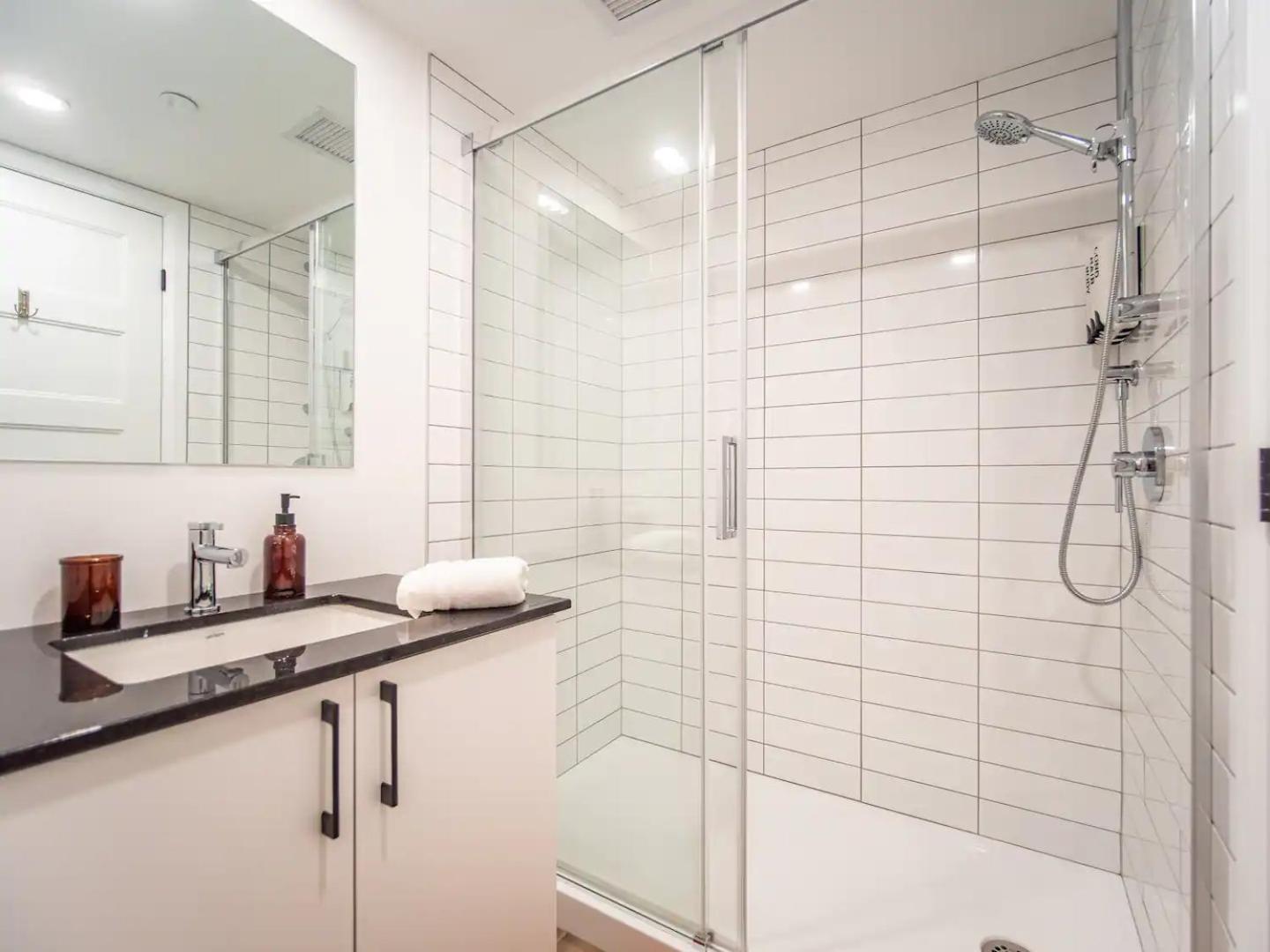Quebec, Rustique Chic En Ville, Piscine Sur Le Toit Pour 2 A 6 Invites Exterior foto